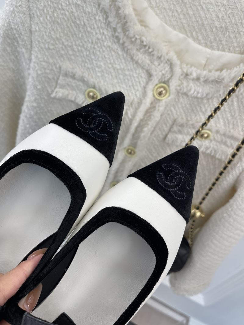 Chanel Low Shoes